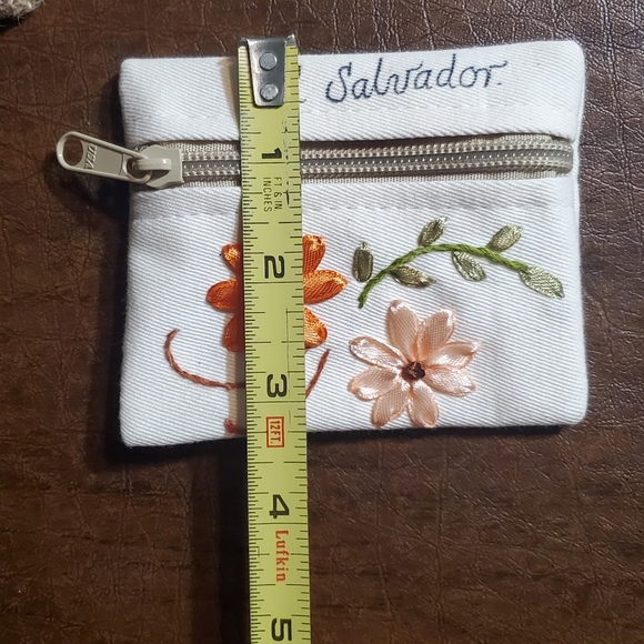 Authentic,handmade,vintage,embroidered floral El Salvador bag w change purse - Picture 5 of 8